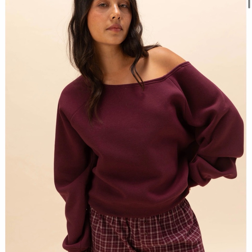Tilly’s Off the Shoulder Women's Sweater in  FIG
